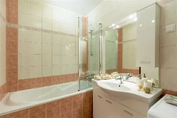 Dubrovnik Two-Bedroom Apartment with Private Terrace