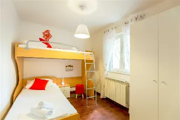 Dubrovnik Two-Bedroom Apartment with Private Terrace