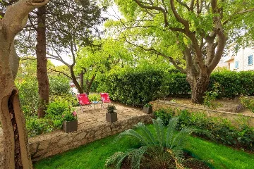 Dubrovnik Two-Bedroom Apartment with Private Terrace