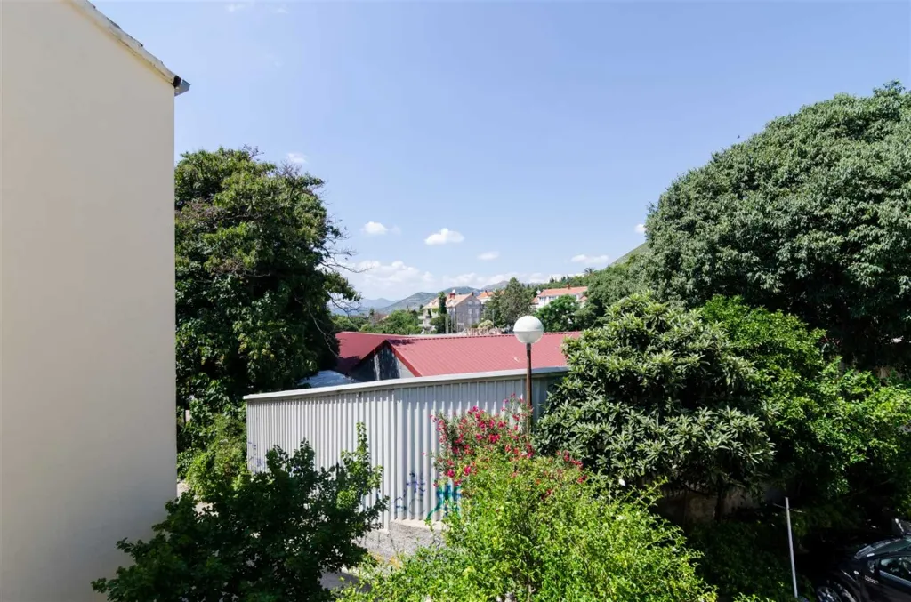 Dubrovnik One-Bedroom Apartment for 4