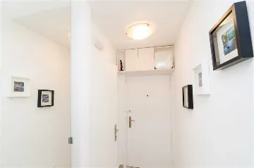 Dubrovnik One-Bedroom Apartment for 4