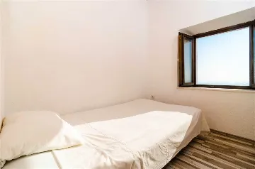 3-Bedroom Apartment in Zaton, Croatia (Up to 6)