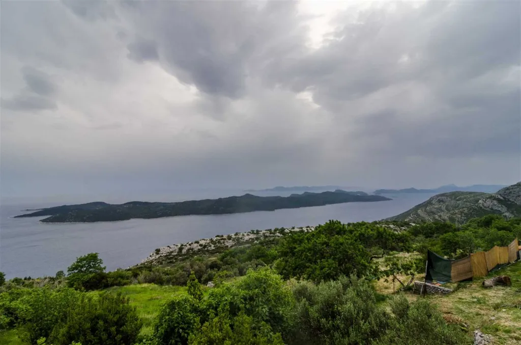3-Bedroom Apartment in Zaton, Croatia (Up to 6)