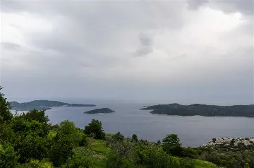 3-Bedroom Apartment in Zaton, Croatia (Up to 6)