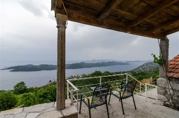 3-Bedroom Apartment in Zaton, Croatia (Up to 6)