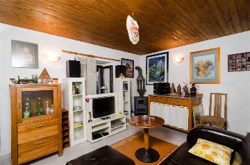 3-Bedroom Apartment in Zaton, Croatia (Up to 6)