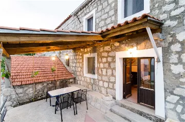 3-Bedroom Apartment in Zaton, Croatia (Up to 6)