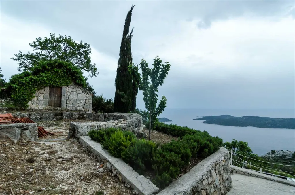 3-Bedroom Apartment in Zaton, Croatia (Up to 6)