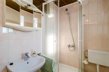 3-Bedroom Apartment in Zaton, Croatia (Up to 6)