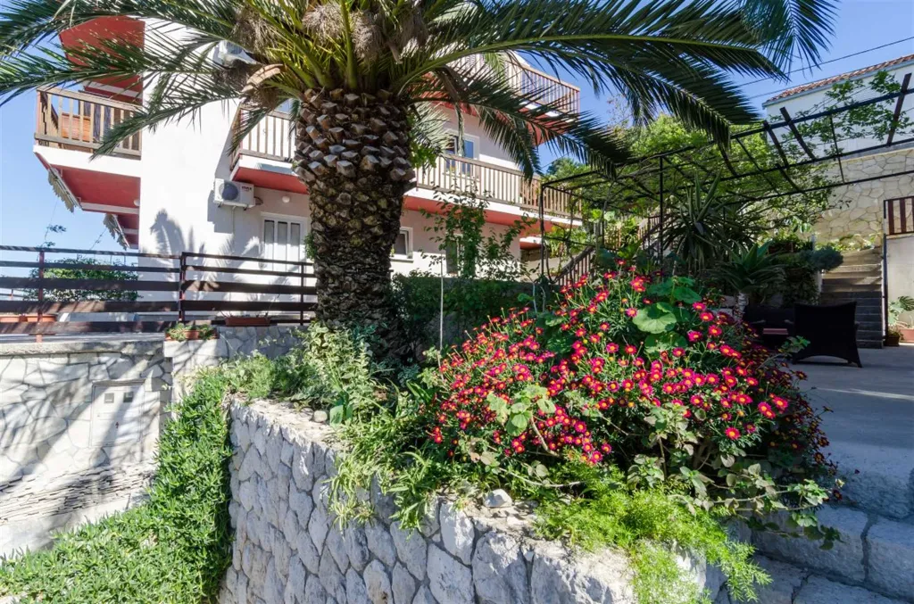 Sea-View Balcony Room in Mljet for 2 Guests