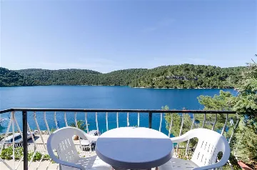 Sea-View Balcony Room in Mljet for 2 Guests