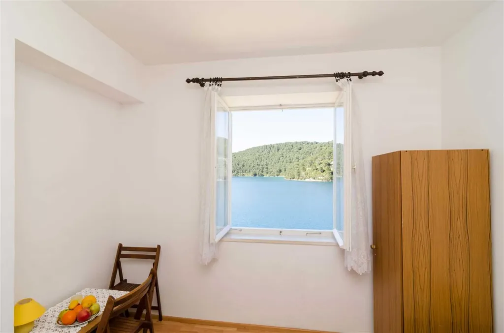 Double Room with Sea-View Balcony in Mljet