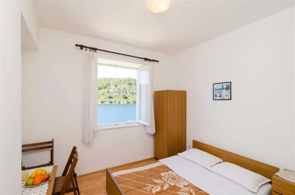 Double Room with Sea-View Balcony in Mljet
