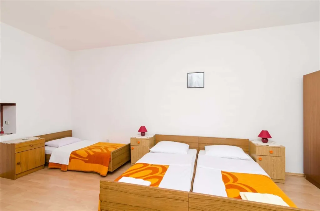 Apartment in Mljet (Polače) with Balcony & Sea View