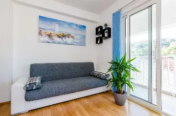 Apartment with Balcony for 3 Guests in Pomena (Mljet)