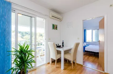 Apartment with Balcony for 3 Guests in Pomena (Mljet)