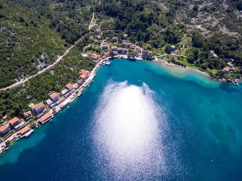 Two-Bedroom Apartment on Mljet with Sea View Terrace