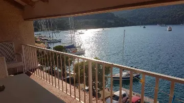 Two-Bedroom Apartment in Mljet with Sea-View Balcony