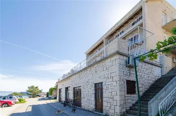 Two-Bedroom Apartment in Mljet with Sea-View Balcony