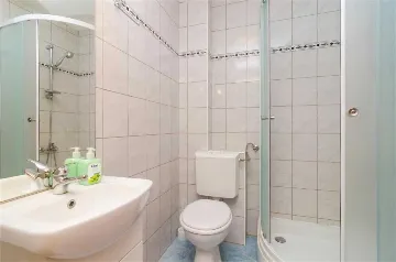 Two-Bedroom Apartment in Mljet with Sea-View Balcony