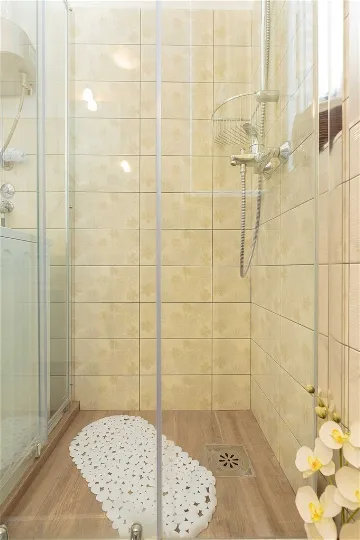 Two-Bedroom Apartment with Balcony in Dubrovnik