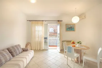 Two-Bedroom Apartment with Balcony in Dubrovnik