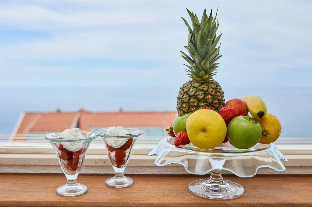 Dubrovnik 1-Bedroom Apartment with Sea View for 3
