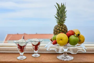 Dubrovnik 1-Bedroom Apartment with Sea View for 3