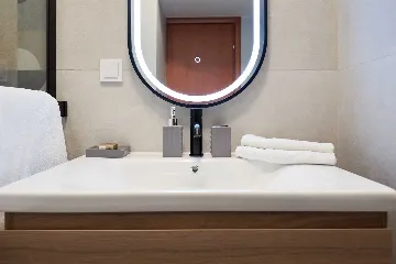 Dubrovnik 1-Bedroom Apartment with Sea View for 3