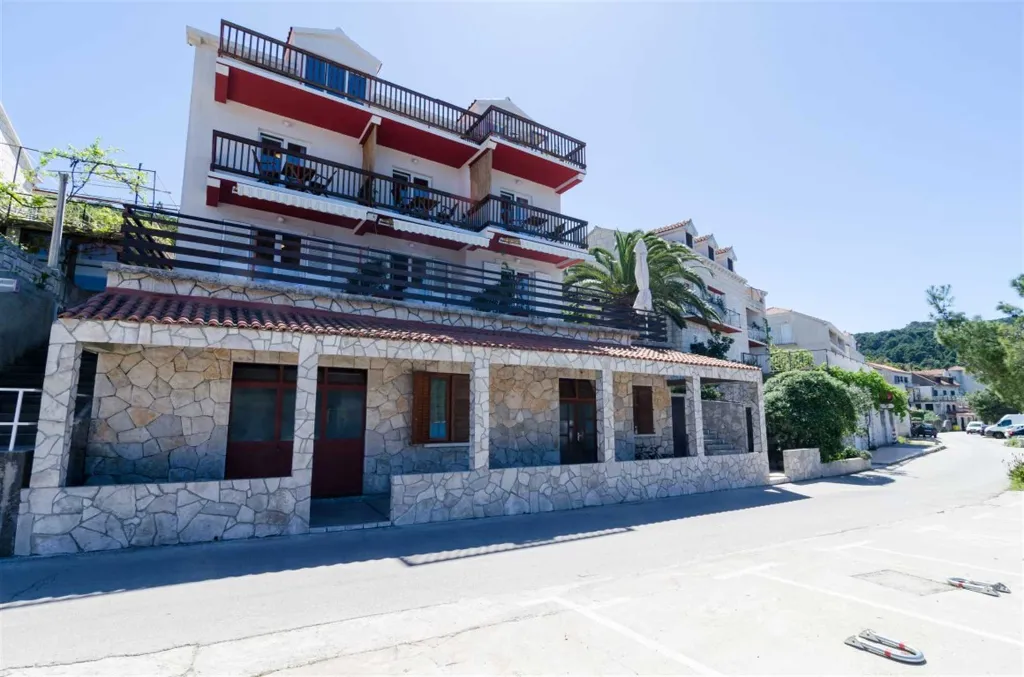 Studio in Mljet with Terrace and Sea View