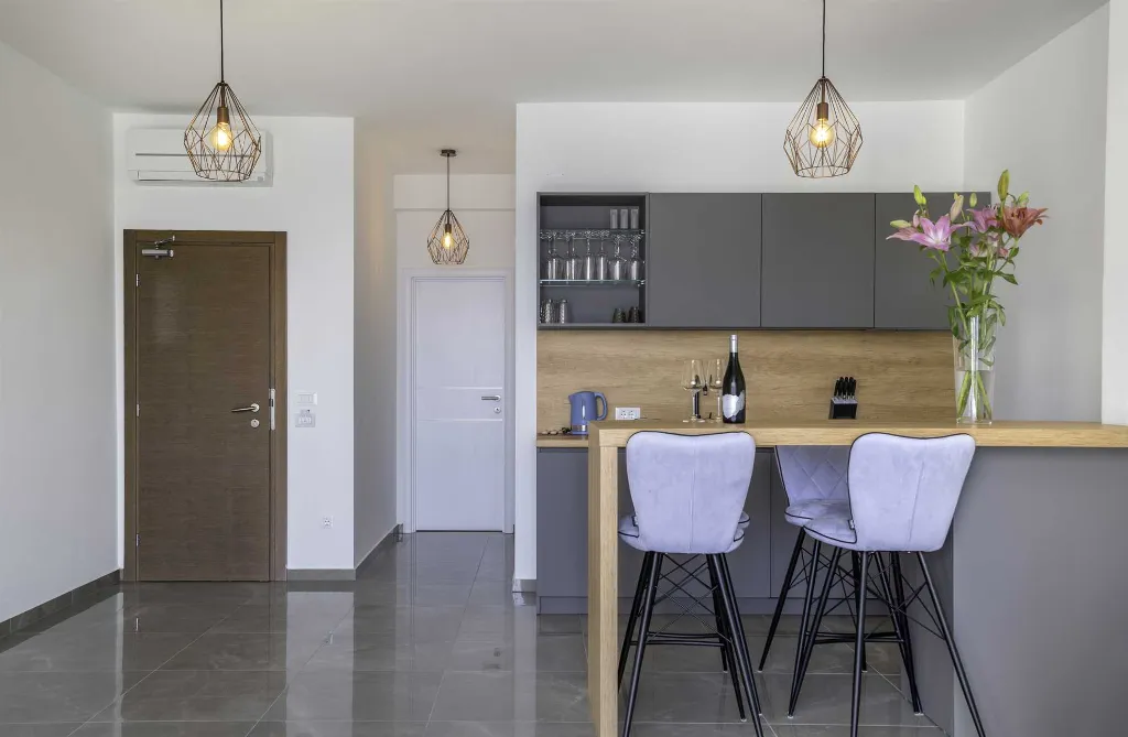 Top-Floor 1-Bedroom Apartment in Mljet (Saplunara)