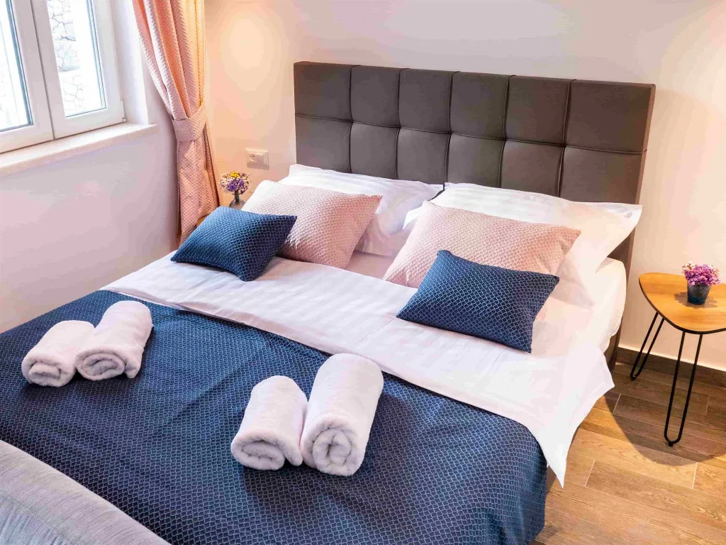 Sea-View Studio in Mljet for 2 Guests