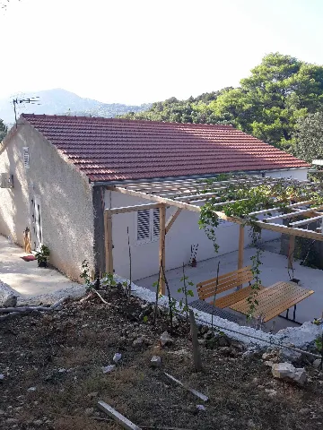 2-Bedroom Apartment with Terrace in Saplunara