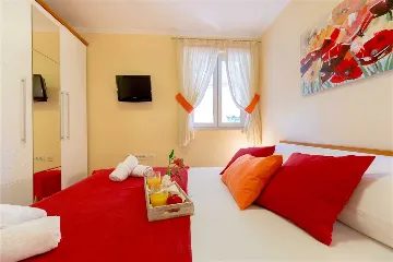 One-Bedroom Apartment in Dubrovnik for 4 Guests