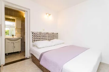 Dubrovnik Studio Apartment with Terrace for 2