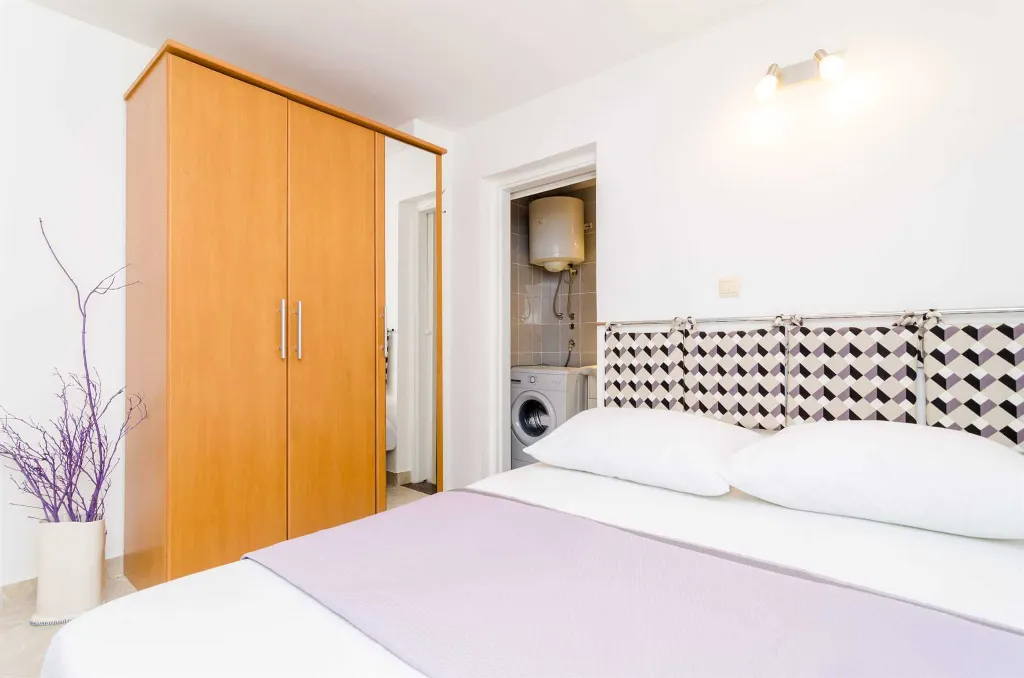 Dubrovnik Studio Apartment with Terrace for 2