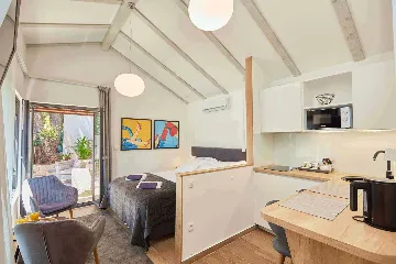 Dubrovnik Studio with Terrace and Sea View