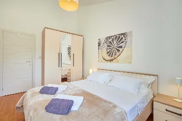 Dubrovnik 2-Bedroom Apartment with Sea View Terrace