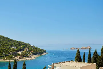 Dubrovnik 2-Bedroom Apartment with Sea View Terrace