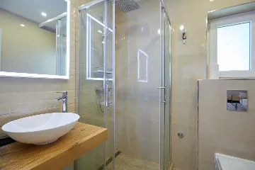 Dubrovnik 2-Bedroom Apartment with Sea View Terrace