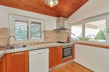 Dubrovnik 2-Bedroom Apartment with Sea View Terrace