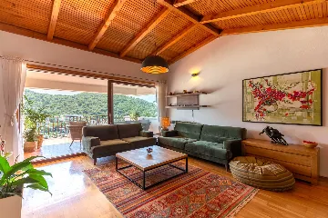 Dubrovnik 2-Bedroom Apartment with Sea View Terrace