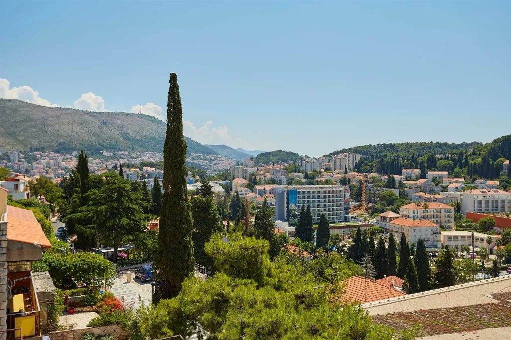 Dubrovnik 2-Bedroom Apartment with Sea View Terrace