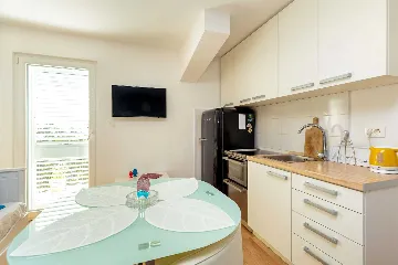 Dubrovnik Two-Bedroom Apartment with Sea View