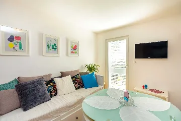 Dubrovnik Two-Bedroom Apartment with Sea View