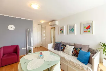 Dubrovnik Two-Bedroom Apartment with Sea View