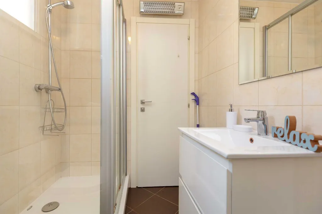 Dubrovnik Two-Bedroom Apartment with Sea View