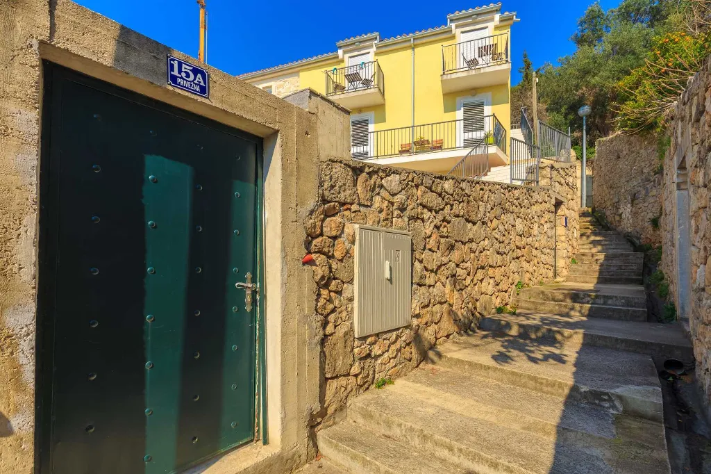 Dubrovnik Two-Bedroom Apartment with Sea View