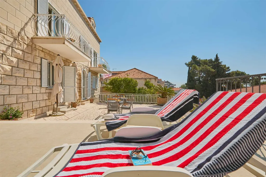 Dubrovnik Double Room with Sea View Balcony