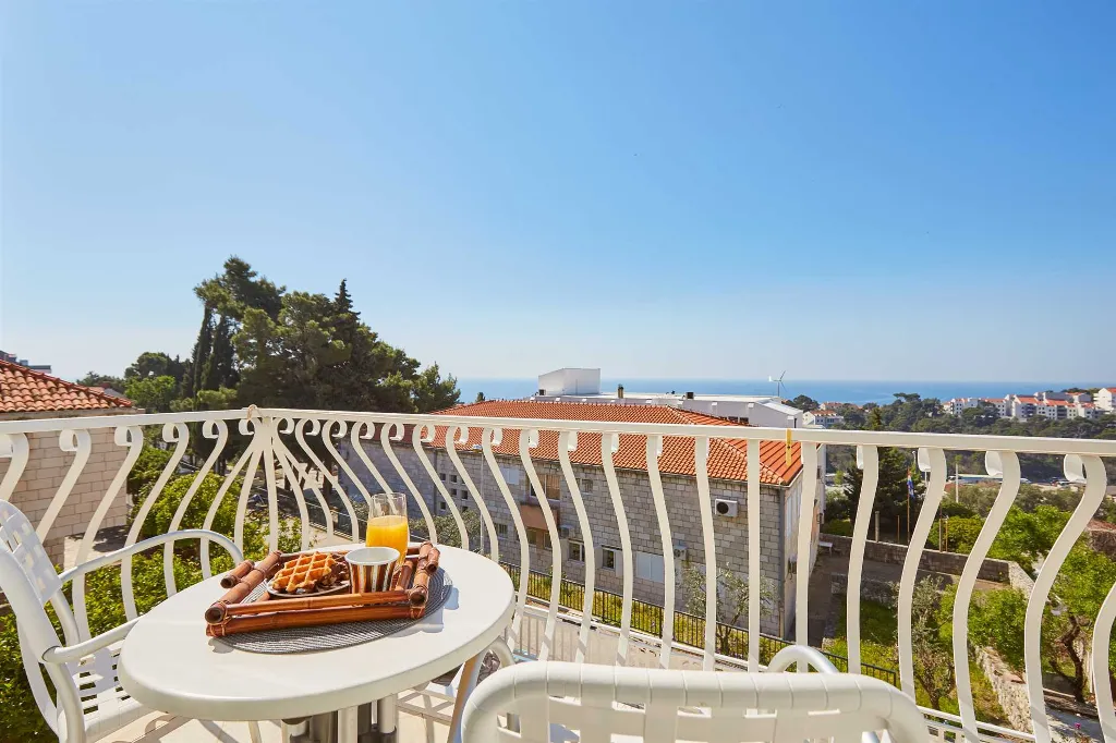 Dubrovnik Double Room with Sea View Balcony